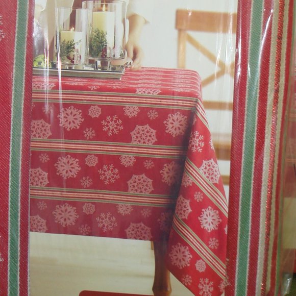 NEW 60" x 84" OBLONG Fabric TABLECLOTH Christmas Homestead Snowflake Farmhouse - Picture 3 of 13
